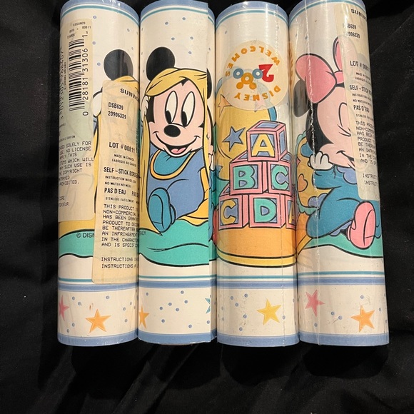 Baby Mickey and Minnie self stick boarders - Picture 2 of 4